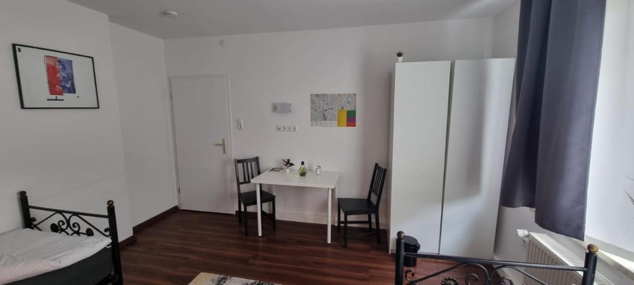 Pension Am Kreisel Guest house *